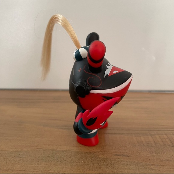 Kidrobot Art of War Dunny Patricio Oliver Set of Three Knights Yellow Red Teal - Picture 11 of 13